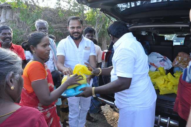 Public Star Durai Sudhakar distribute Cyclone Gaja Relief Material Stills